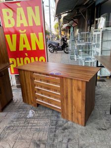 Bàn quản lý 60 x 140 ( có 3 ngăn kéo )